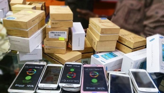 Mobile-Phone-Import-696×398